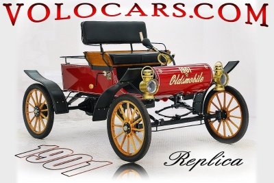1901 Oldsmobile | Volo Auto Museum