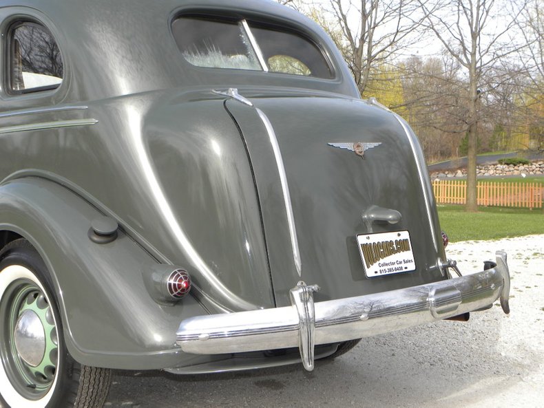 1936 Chrysler 