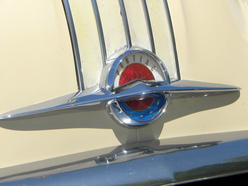 1954 Pontiac 2+2