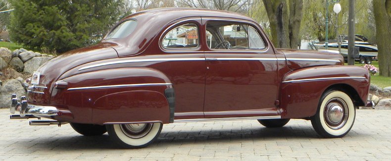 1946 Ford Super Deluxe