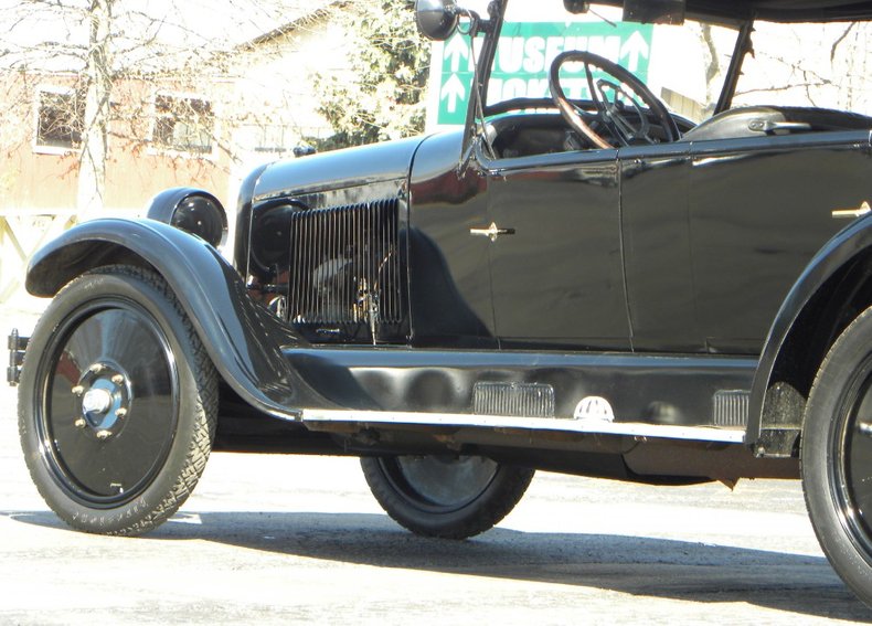 1922 Chalmers Six-30