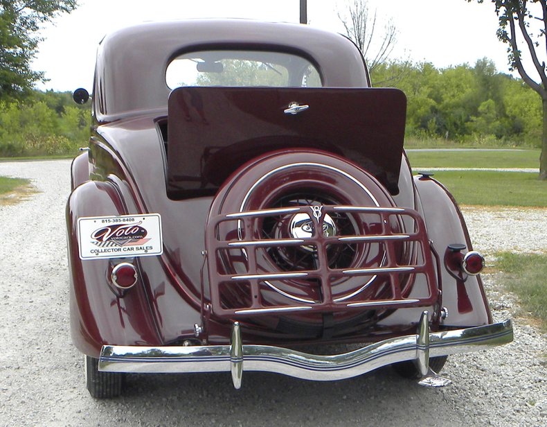 1935 Ford Model 48