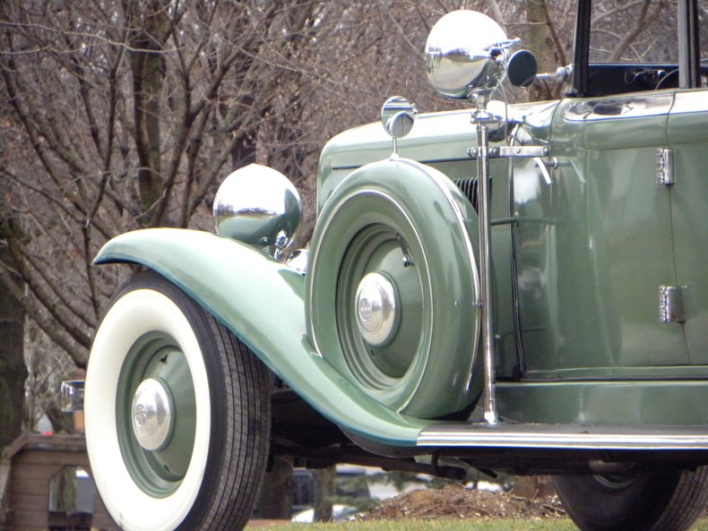 1933 Auburn 12-161A