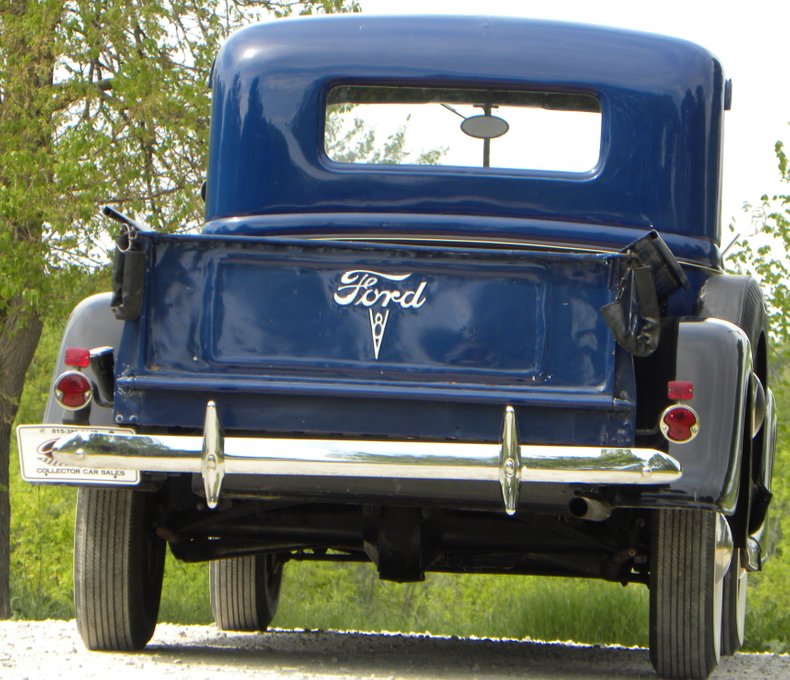 1937 Ford Model 77