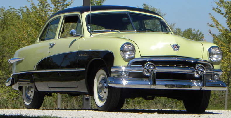 1951 Ford Crestline