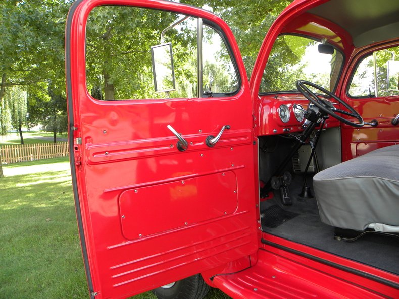 1951 Ford F5