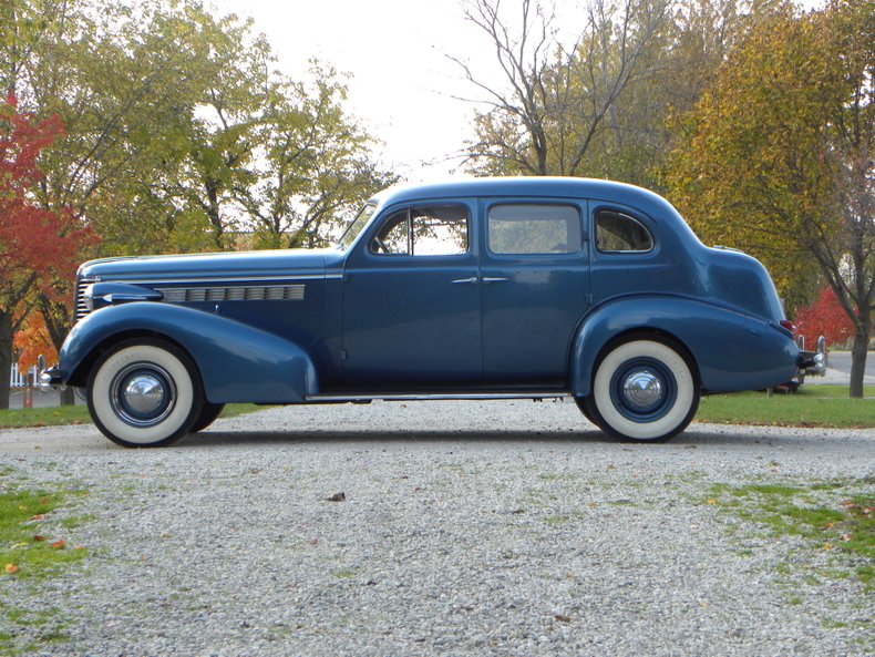 1938 Buick 