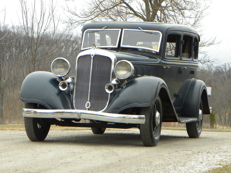 1933 Chrysler 