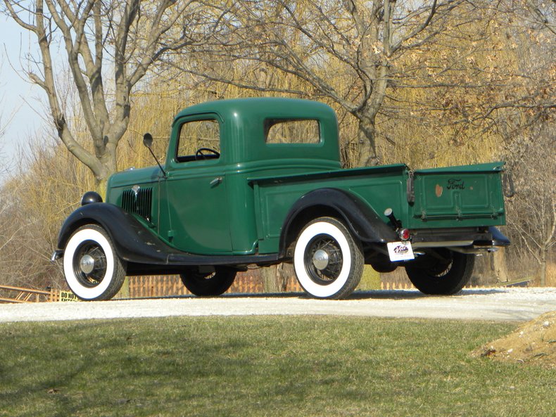 1935 Ford 