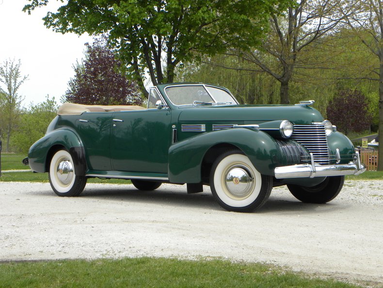 1940 Cadillac 