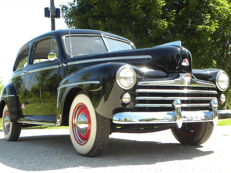 1948 Ford Super Deluxe | Volo Museum