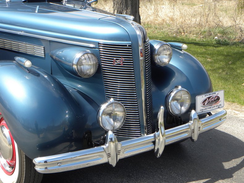 1937 Buick 