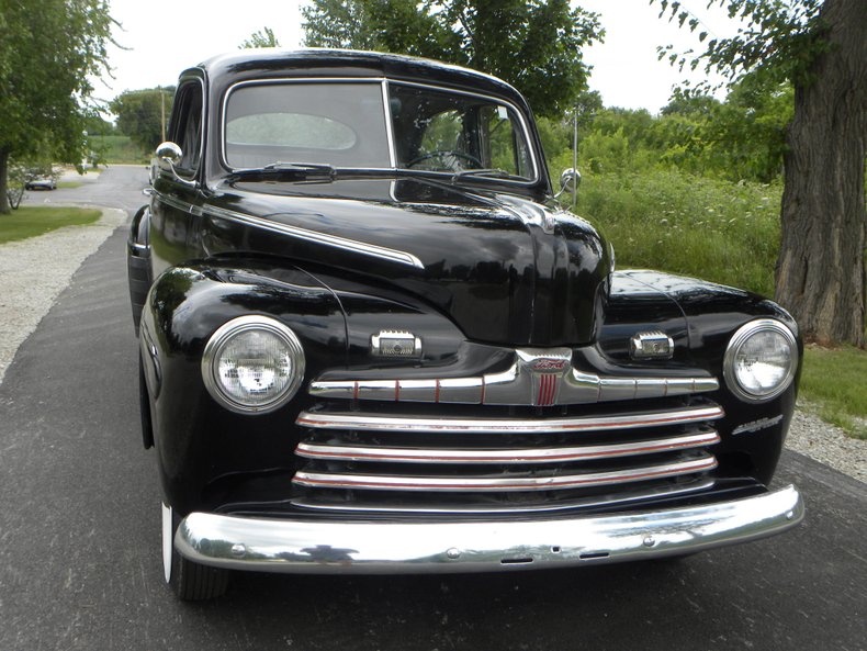 1946 Ford Super Deluxe | Volo Auto Museum