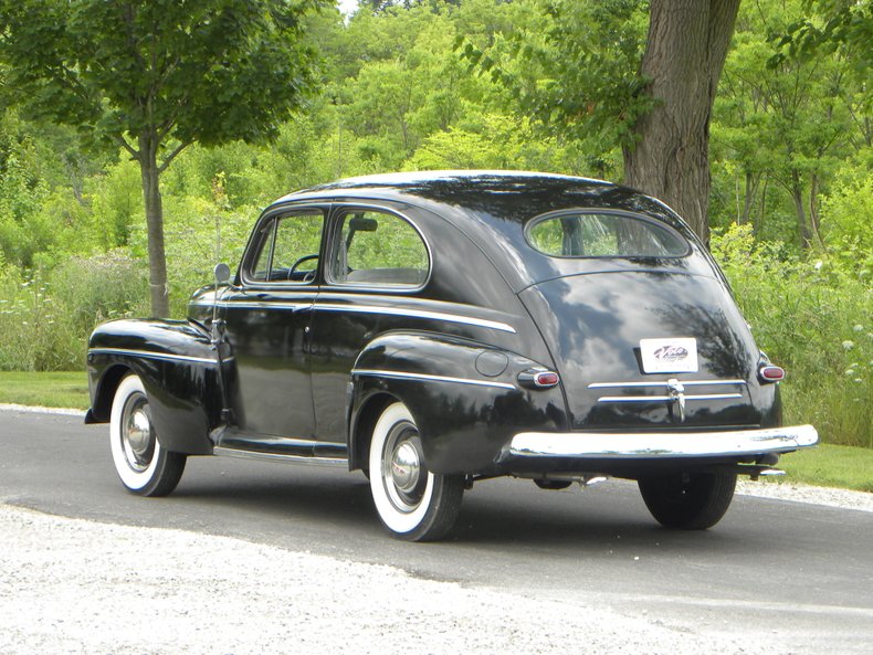 1946 Ford Super Deluxe