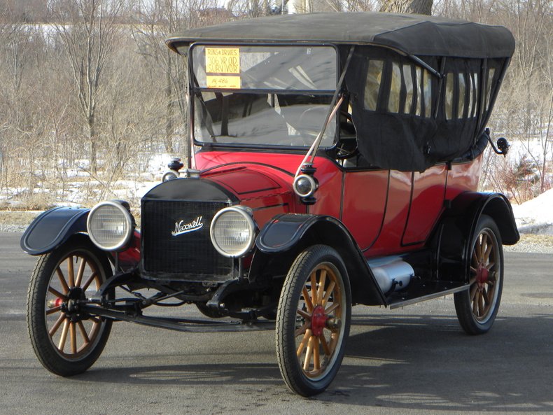 1913 Maxwell Model 25-4