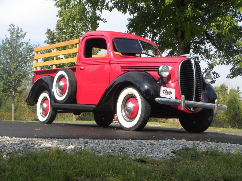 1938 Ford 