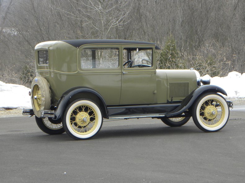 1928 Ford Model A | Volo Museum