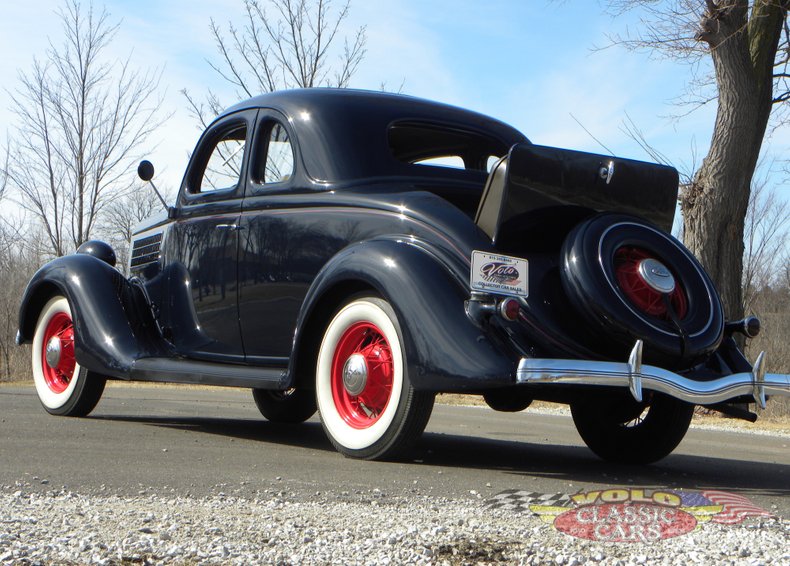 1935 Ford Model 48