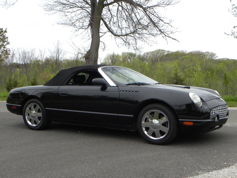 2002 Ford Thunderbird