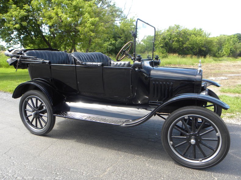 1921 Ford Model T | Volo Museum