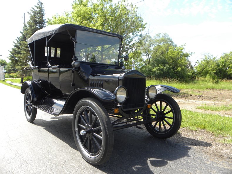1921 Ford Model T | Volo Museum