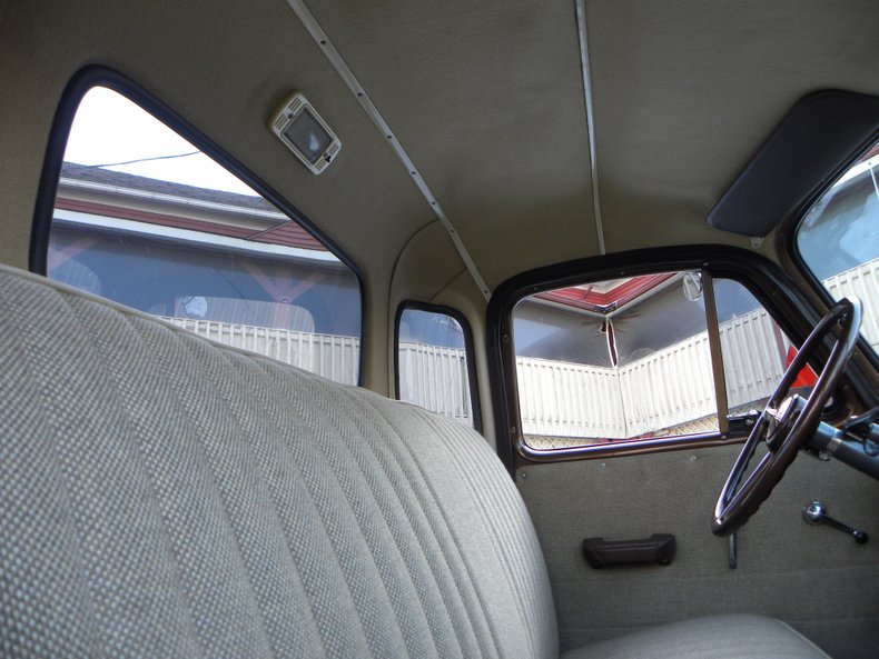 1953 GMC 5 Window