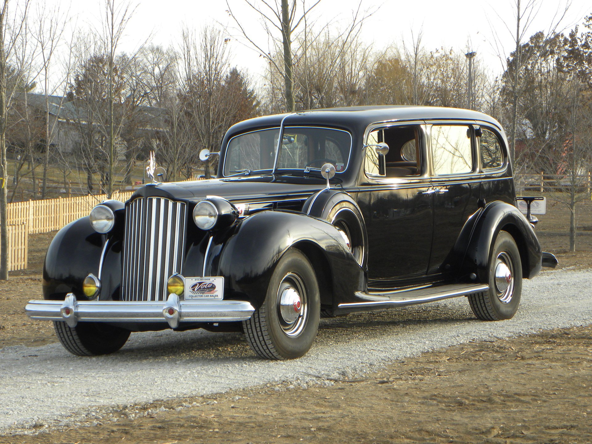 1939 packard 1708 7 passenger formal sedan