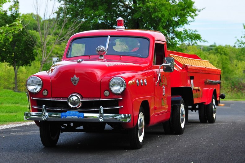 1951 Crosley Fire Engine | Volo Museum