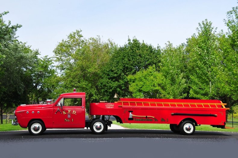 1951 Crosley Fire Engine | Volo Museum