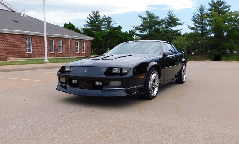 1991 Chevrolet Camaro | American Muscle CarZ