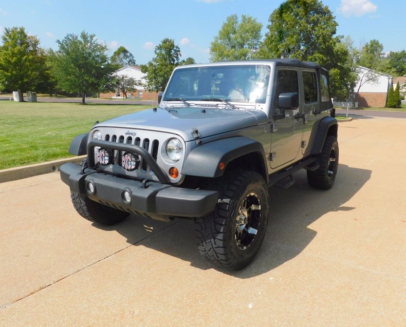 2013 Jeep Wrangler Unlimited 1