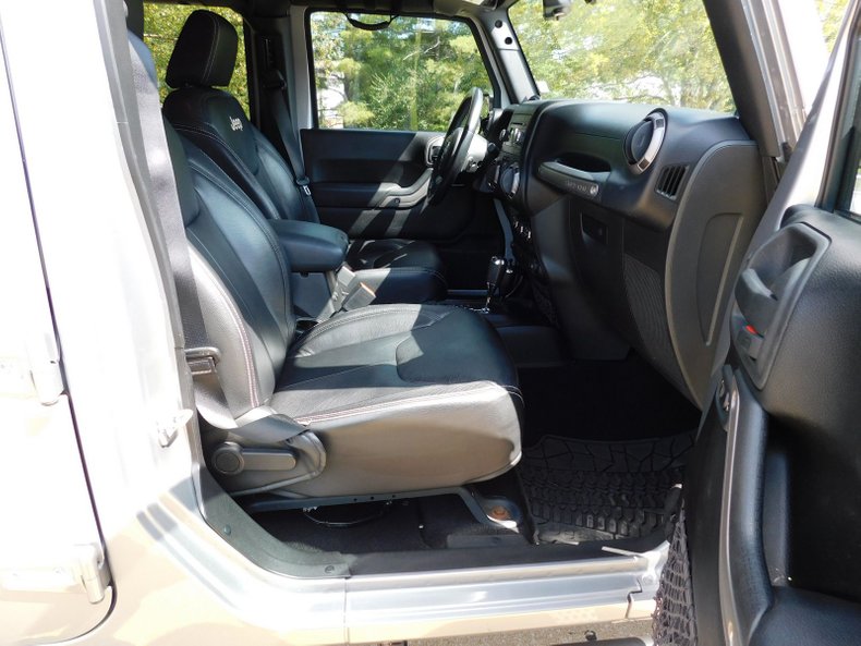 2013 Jeep Wrangler Unlimited 46