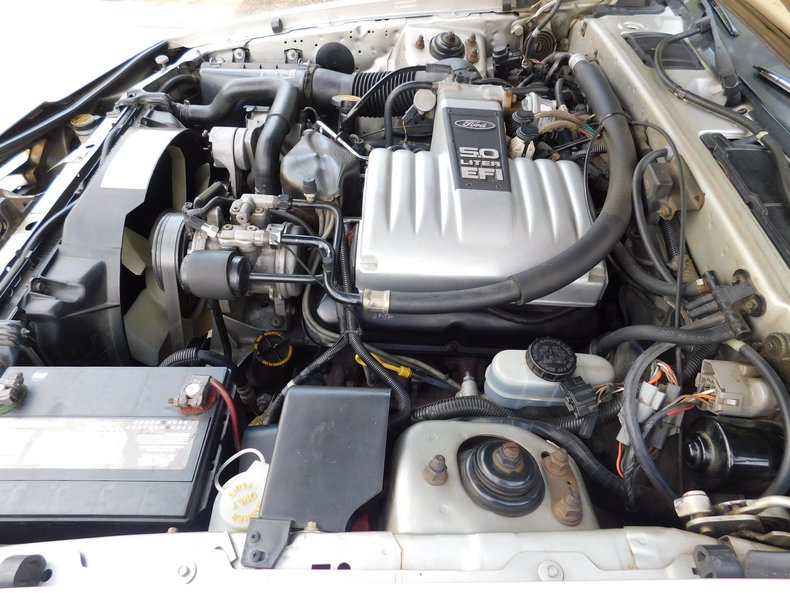 1988 Ford Thunderbird 120