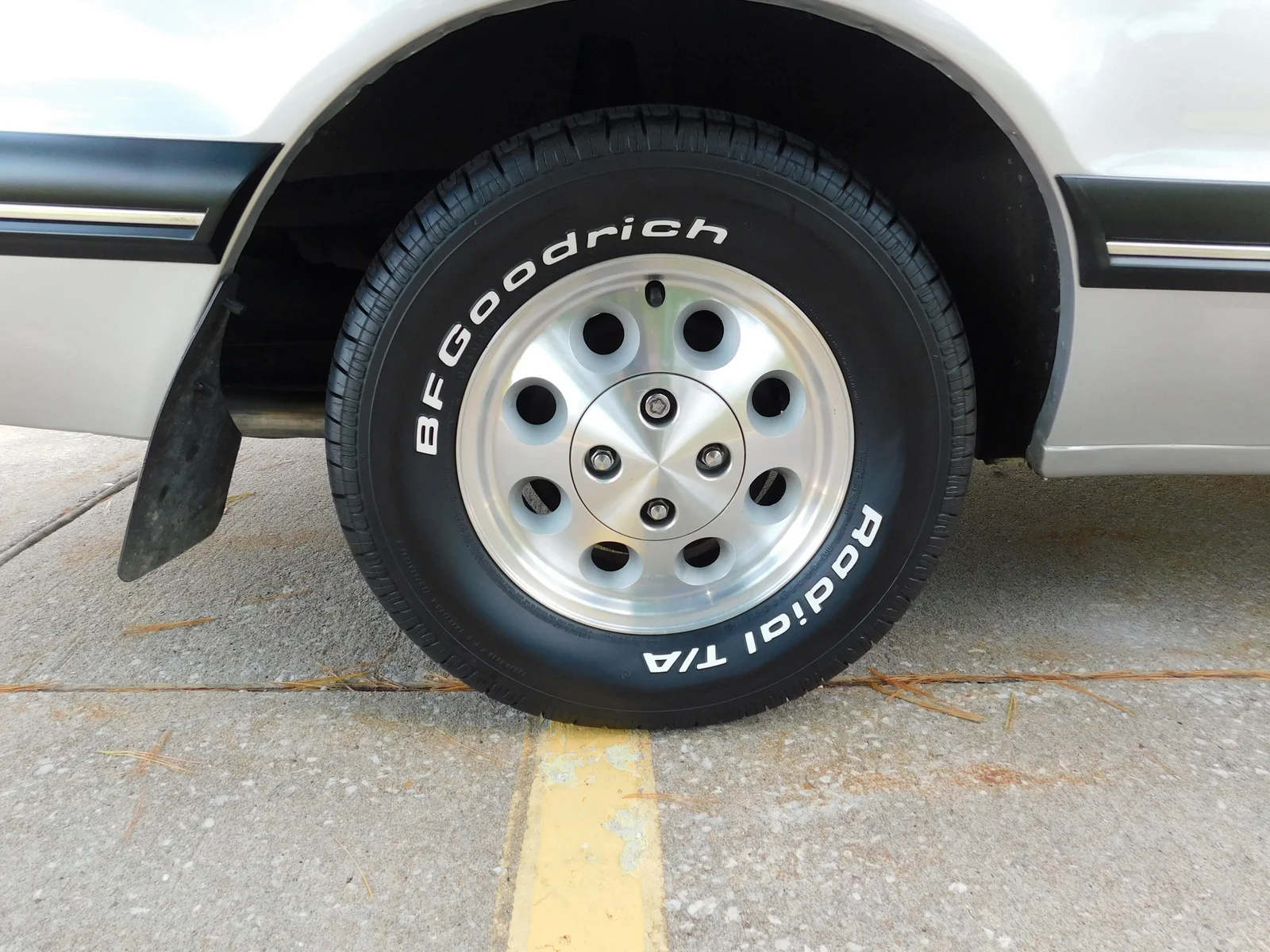 1988 Ford Thunderbird - Photo 95