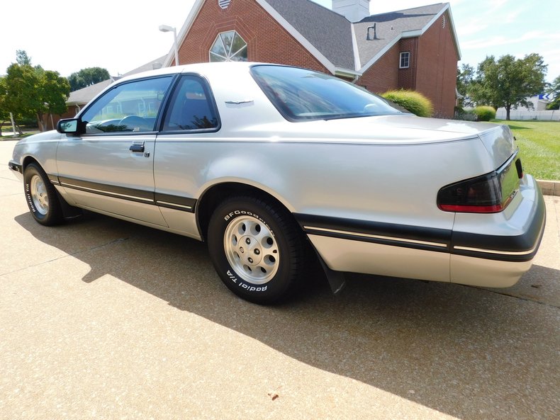 1988 Ford Thunderbird 206