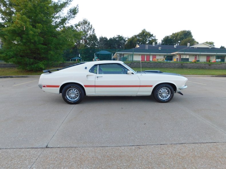 1969 Ford Mustang Mach One 6
