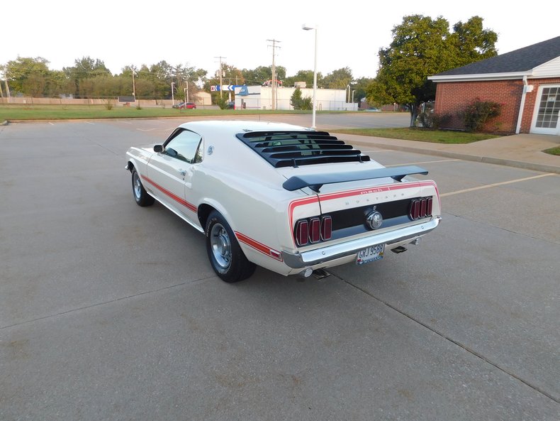 1969 Ford Mustang Mach One 28