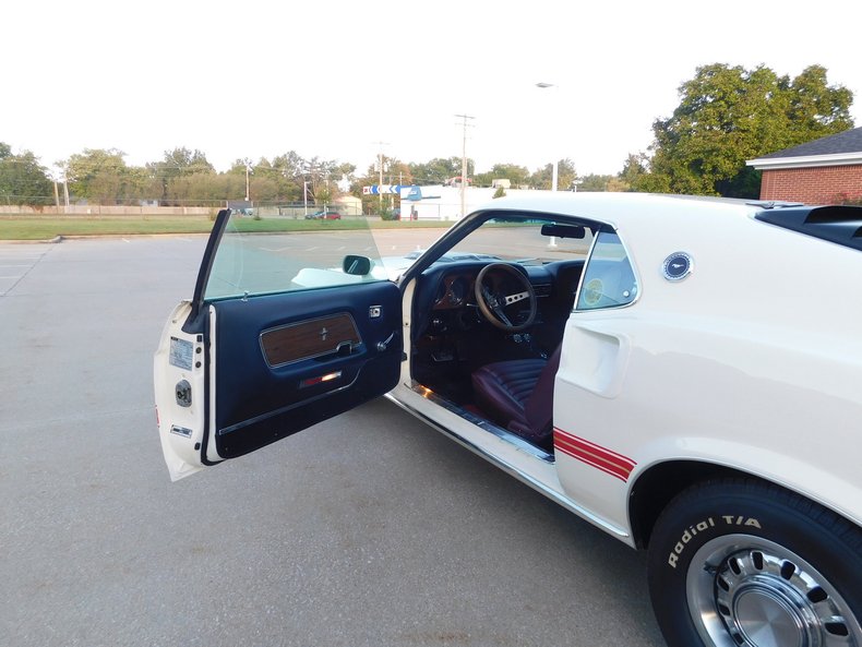 1969 Ford Mustang Mach One 32