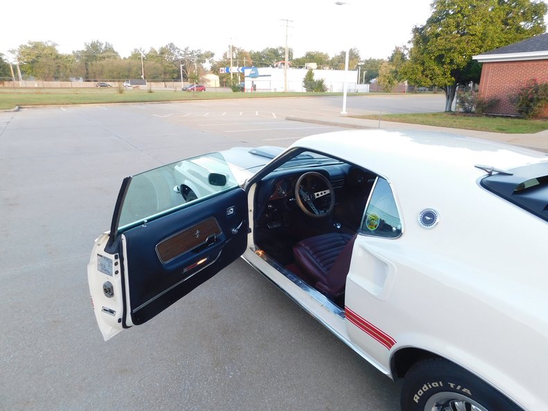 1969 Ford Mustang Mach One 31