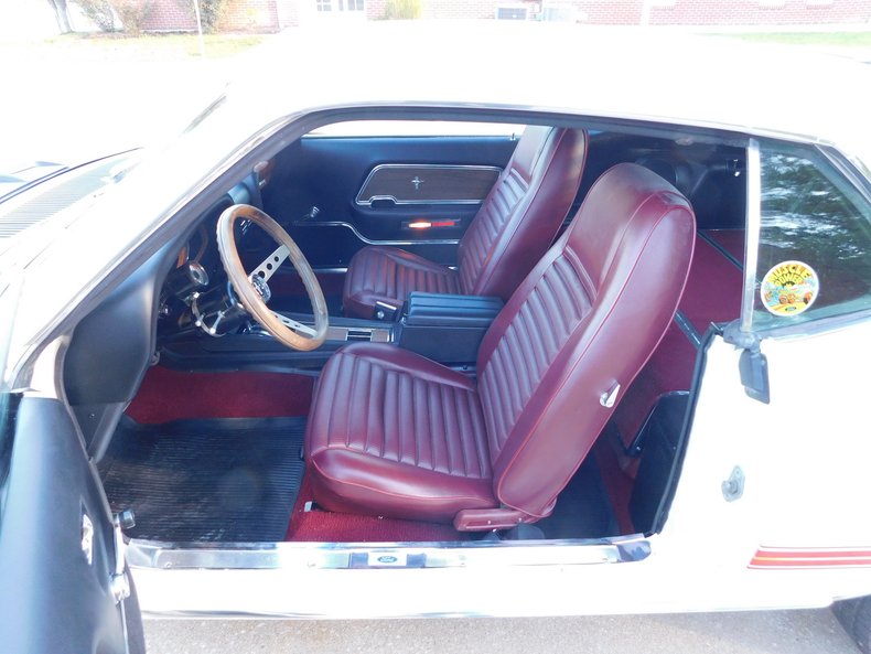 1969 Ford Mustang Mach One 11