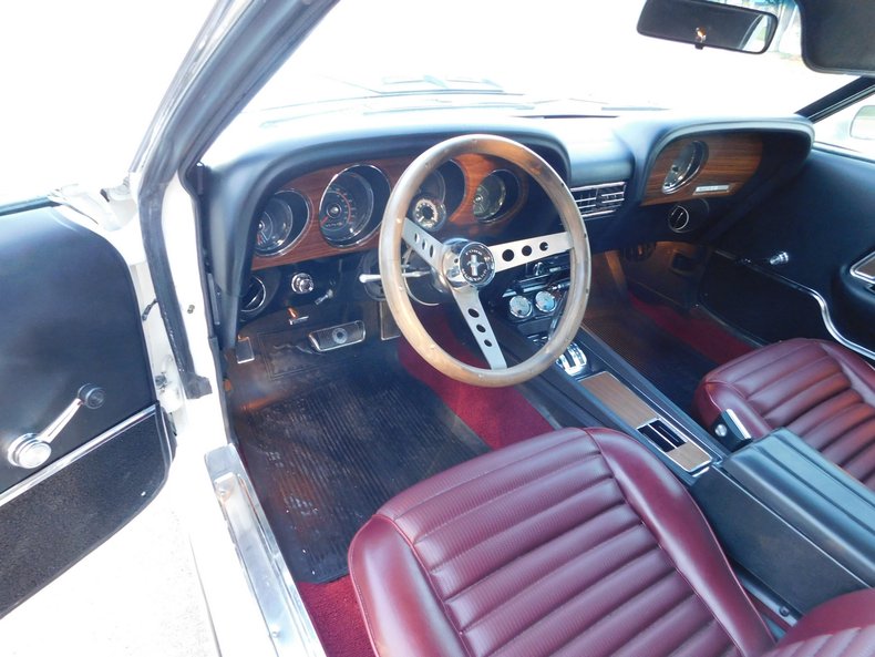 1969 Ford Mustang Mach One 12