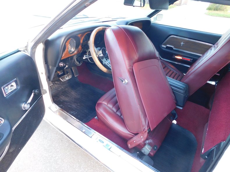 1969 Ford Mustang Mach One 39
