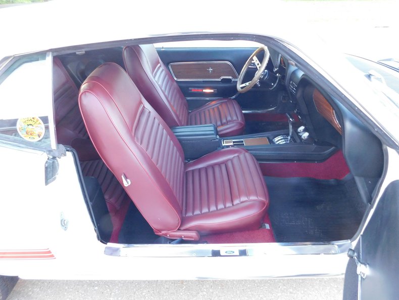 1969 Ford Mustang Mach One 17