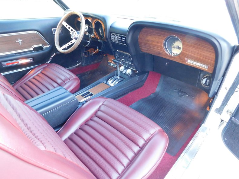 1969 Ford Mustang Mach One 19