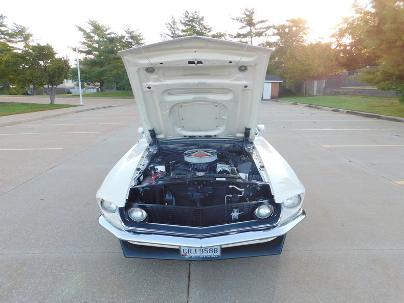 1969 Ford Mustang Mach One 52