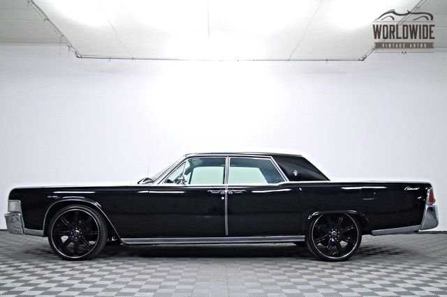 1965 lincoln town car black