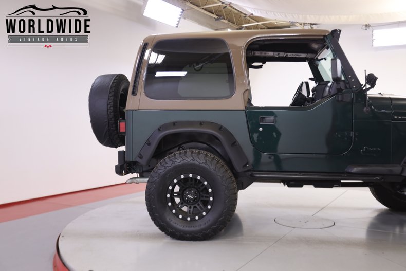 LCC1668 | 1999 Jeep Wrangler | Worldwide Vintage Autos