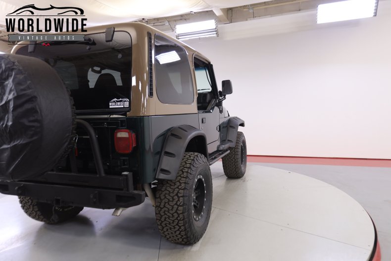 LCC1668 | 1999 Jeep Wrangler | Worldwide Vintage Autos