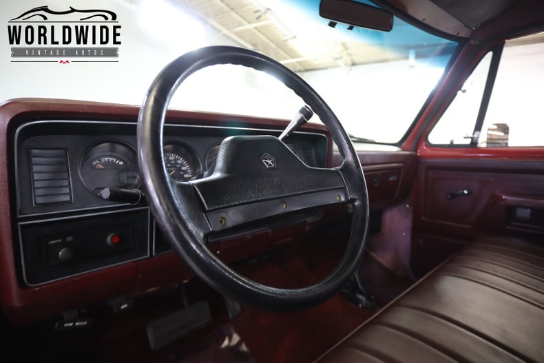 CLP3018.1 | 1990 Dodge D150 | Worldwide Vintage Autos