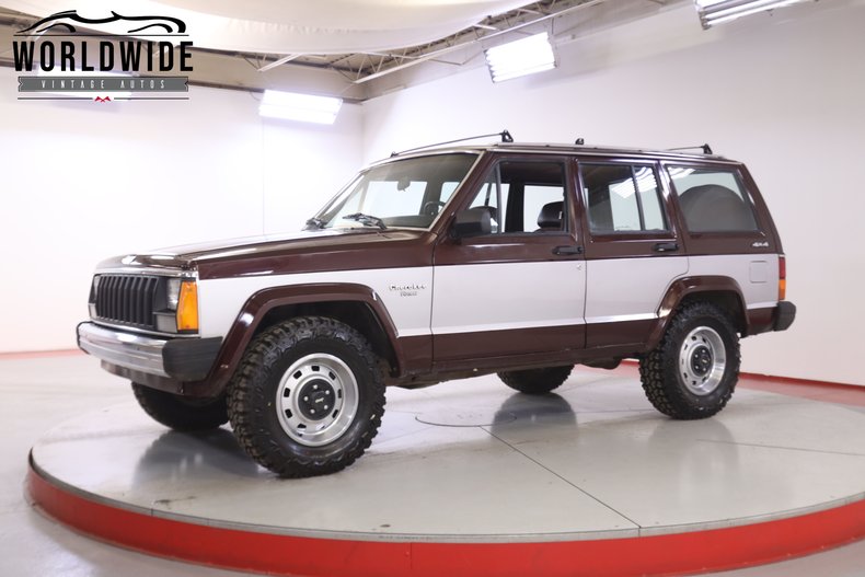 Jeep Grand Cherokee Rocker Panel; Driver Side (93-98 Jeep Grand